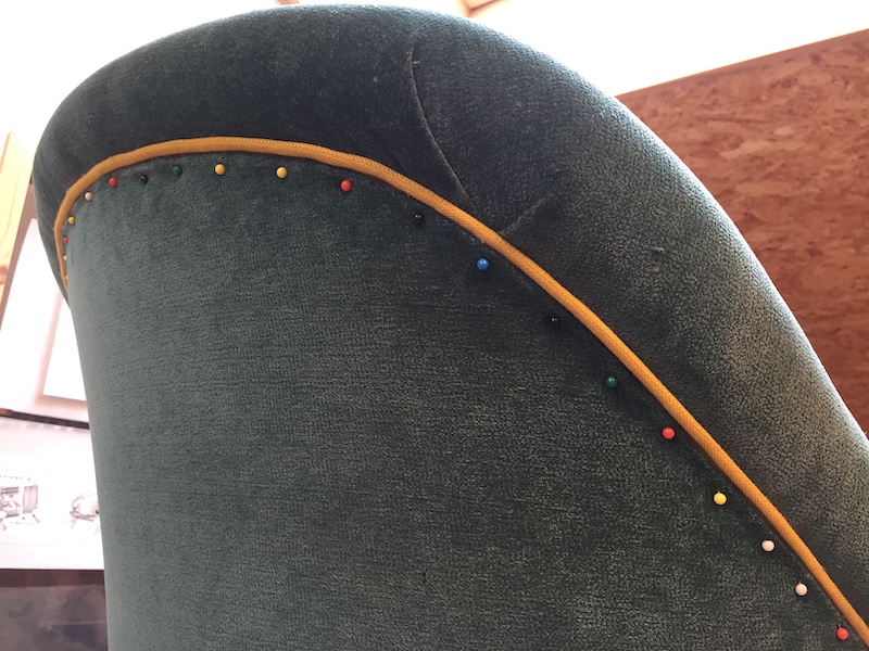 Fauteuil Crapaud préparation point caché dos