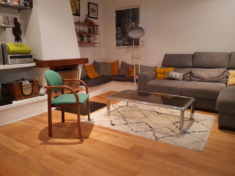 Fauteuil moderne fini in situ